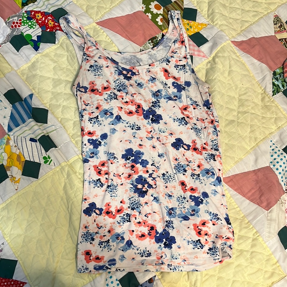 Brand: merona. Size: Large. Color: floral (pink, blue, white). Selling for $4